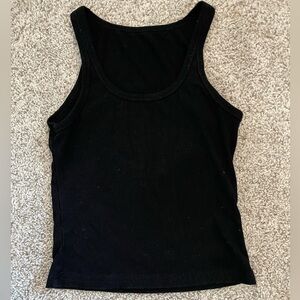 Simple black tank